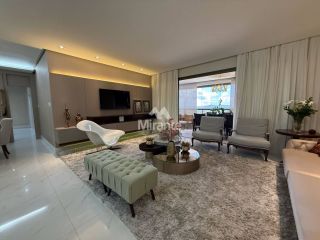 Apartamento Para Vender com 4 quartos sendo 4 suítes no bairro Santa Mônica em Feira De Santana