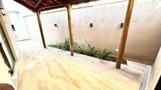 Casa de Condomínio Para Alugar com 4 quartos sendo1 suíte no bairro Registro em Feira De Santana