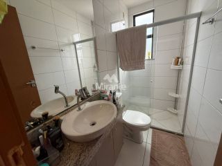 Casa de Condomínio Para Alugar com 3 quartos sendo 1 suíte no bairro Sim em Feira De Santana