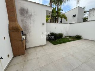 Casa de Condomínio Para Alugar com 3 quartos sendo 1 suíte no bairro Sim em Feira De Santana