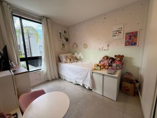 Casa de Condomínio Para Alugar com 3 quartos sendo 1 suíte no bairro Sim em Feira De Santana