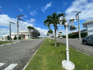 Lote / Terreno de Condomínio Para Vender no bairro Lagoa Salgada em Feira De Santana