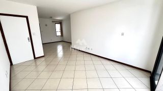 Apartamento Para Alugar com 3 quartos sendo 1 suíte no bairro Ponto Central em Feira De Santana