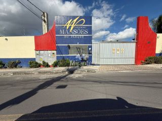 Casa de Condomínio Para Vender com 3 quartos sendo 3 suítes no bairro Parque Getúlio Vargas em Feira De Santana