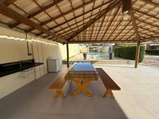 Casa de Condomínio Para Vender com 3 quartos sendo 3 suítes no bairro Parque Getúlio Vargas em Feira De Santana