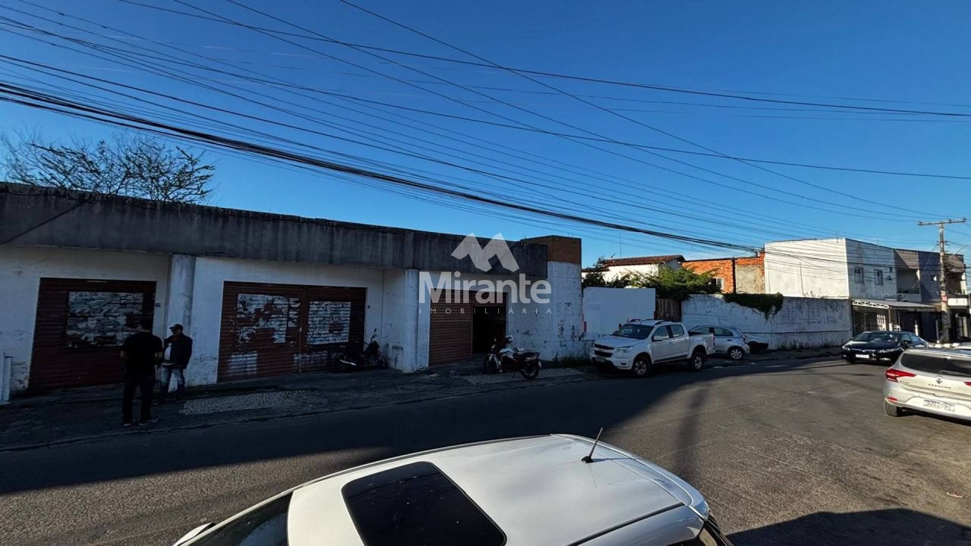 Lote / Terreno de Bairro Para Vender no bairro Brasília em Feira De Santana