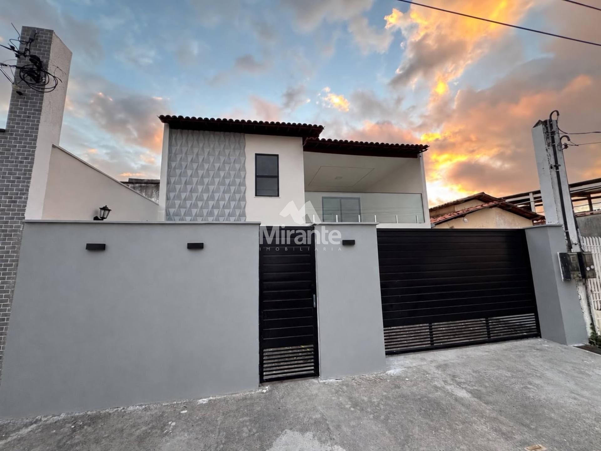 Casa Para Vender com 6 quartos sendo 4 suítes no bairro Brasília em Feira De Santana