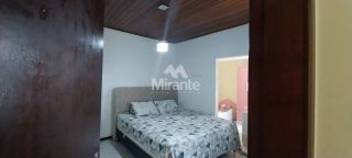 Casa Para Vender com 3 quartos sendo 2 suítes no bairro Santa Mônica em Feira De Santana