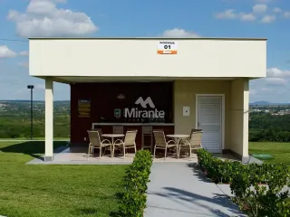 Casa de Condomínio Para Alugar com 2 quartos sendo 1 suíte no bairro Nova Esperança em Feira De Santana