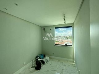 Apartamento Para Alugar com 3 quartos sendo 1 suíte no bairro Muchila em Feira De Santana