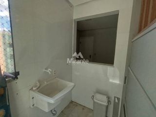 Apartamento Para Alugar com 3 quartos sendo 1 suíte no bairro Muchila em Feira De Santana