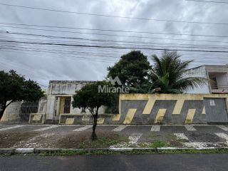 Casa Para Vender no bairro Ponto Central em Feira De Santana