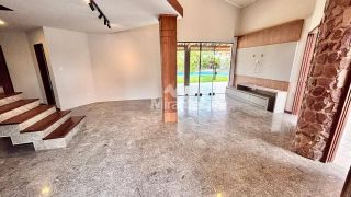Casa Para Vender com 4 quartos sendo 3 suítes no bairro Sim em Feira De Santana