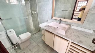 Casa Para Vender com 4 quartos sendo 3 suítes no bairro Sim em Feira De Santana