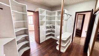 Casa Para Alugar com 4 quartos sendo 3 suítes no bairro Sim em Feira De Santana