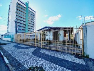 Casa Para Vender com 3 quartos sendo 1 suíte no bairro Centro em Feira De Santana