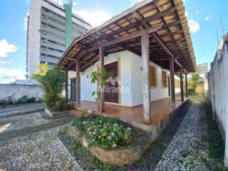 Casa Para Vender com 3 quartos sendo 1 suíte no bairro Centro em Feira De Santana