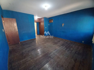 Casa Para Vender com 3 quartos sendo 1 suíte no bairro Centro em Feira De Santana
