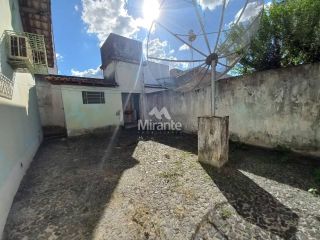 Casa Para Vender com 3 quartos sendo 1 suíte no bairro Centro em Feira De Santana