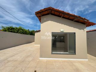 Casa Para Vender com 3 quartos sendo 1 suíte no bairro Jardim Acácia em Feira De Santana