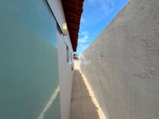 Casa Para Vender com 3 quartos sendo 1 suíte no bairro Jardim Acácia em Feira De Santana