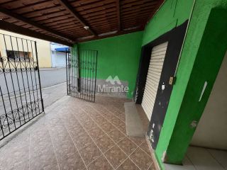 Casa Para Vender com 5 quartos no bairro Tomba em Feira De Santana