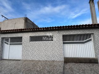 Casa Para Vender com 3 quartos sendo 1 suíte no bairro Tomba em Feira De Santana