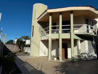 Casa Para Vender com 4 quartos sendo 2 suítes no bairro Parque Getúlio Vargas em Feira De Santana