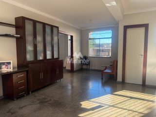 Casa Para Vender com 4 quartos sendo 2 suítes no bairro Parque Getúlio Vargas em Feira De Santana