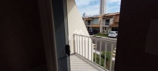Casa de Condomínio Para Alugar com 3 quartos sendo 1 suíte no bairro Santa Mônica em Feira De Santana