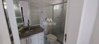 Casa de Condomínio Para Alugar com 3 quartos sendo 1 suíte no bairro Santa Mônica em Feira De Santana