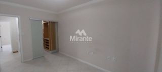 Casa de Condomínio Para Vender com 3 quartos 1 suíte no bairro Santa Mônica em Feira De Santana