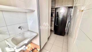 Apartamento Para Alugar com 3 quartos sendo 1 suíte no bairro Santa Mônica em Feira De Santana