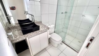 Apartamento Para Alugar com 3 quartos sendo 1 suíte no bairro Santa Mônica em Feira De Santana