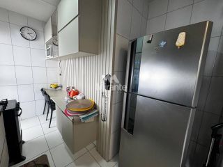 Casa de Condomínio Para Vender com 3 quartos sendo 1 suíte no bairro Sim em Feira De Santana