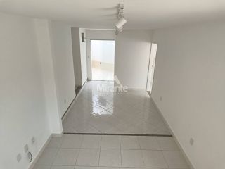 Casa Térrea Para Alugar com 2 quartos 1 suítes no bairro Santa Mônica em Feira De Santana