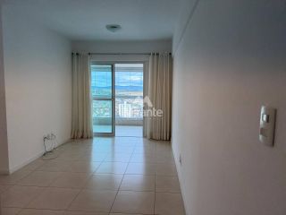 Apartamento Para Alugar com 3 quartos 1 suítes no bairro Santa Mônica em Feira De Santana