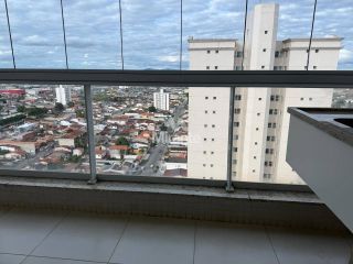 Apartamento Para Alugar com 3 quartos 1 suítes no bairro Santa Mônica em Feira De Santana