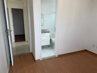 Apartamento Para Alugar com 3 quartos 1 suítes no bairro Santa Mônica em Feira De Santana