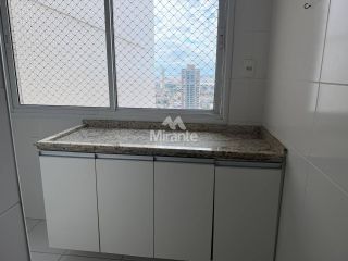 Apartamento Para Alugar com 3 quartos 1 suítes no bairro Santa Mônica em Feira De Santana