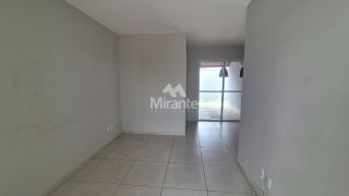 Casa de Condomínio Para Alugar com 3 quartos 1 suítes no bairro Registro em Feira De Santana