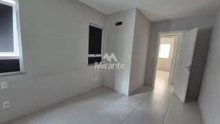 Casa de Condomínio Para Alugar com 3 quartos 1 suítes no bairro Registro em Feira De Santana