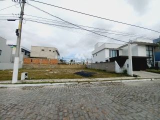 Lote / Terreno de Condomínio Para Vender no bairro Papagaio em Feira De Santana