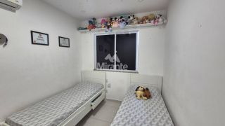 Casa de Condomínio Para Vender com 3 quartos 1 suítes no bairro Registro em Feira De Santana