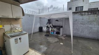 Casa de Condomínio Para Vender com 3 quartos 1 suítes no bairro Registro em Feira De Santana