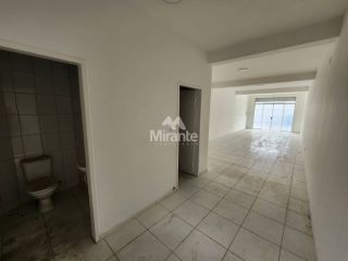 Prédio Comercial Para Alugar com 7 salas no bairro Ponto Central em Feira De Santana