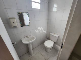 Prédio Comercial Para Alugar com 7 salas no bairro Ponto Central em Feira De Santana