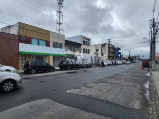 Prédio Comercial Para Alugar com 7 salas no bairro Ponto Central em Feira De Santana