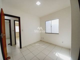 Casa de Condomínio Para Alugar com 3 quartos sendo 1 suíte no bairro Sim em Feira De Santana