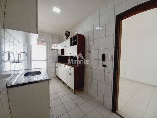 Casa de Condomínio Para Alugar com 3 quartos sendo 1 suíte no bairro Sim em Feira De Santana